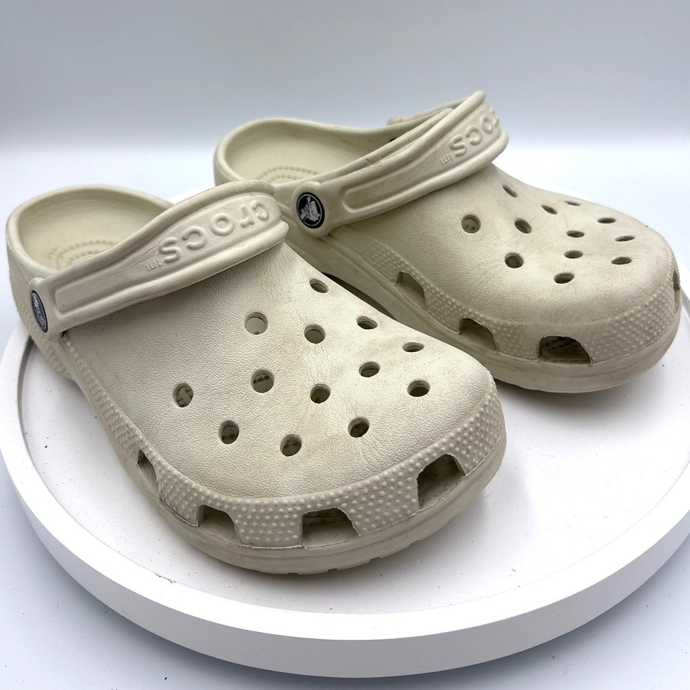 Crocs Classic Clog J3 Bone Off-White Minimalist Gorpcore Breathable Slip-Ons
